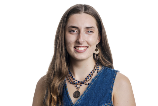 Annelie Wells headshot
